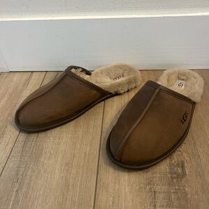 NWOT UGG Men's Scuff size 10 Slippers